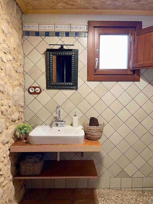 Casa Rural Cal Caseto Font-Rubi ภายนอก รูปภาพ